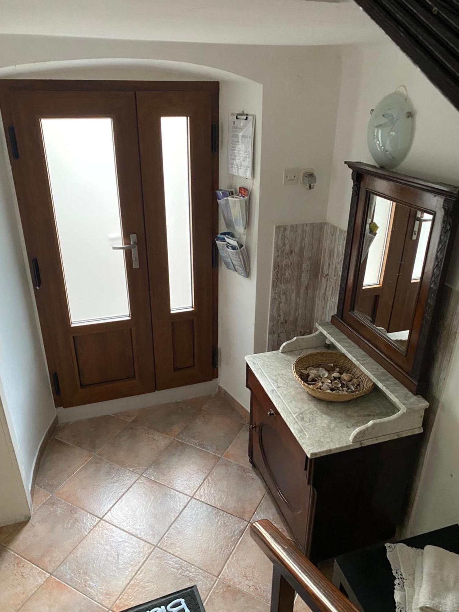 Apartment Rustic Jolly Premantura Luaran gambar